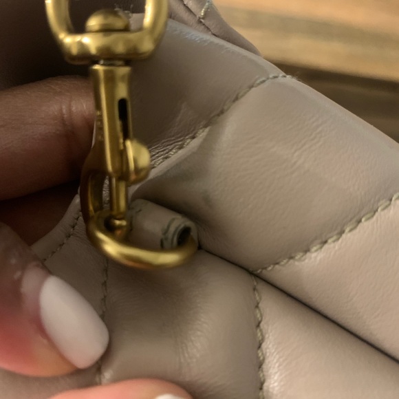 100% authentic YSL toy lou lou Handbag - Picture 9 of 11